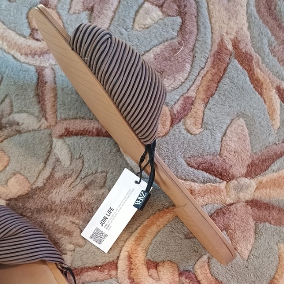 NWT Zara Tan Bow Slide Sandals - Picture 5 of 7